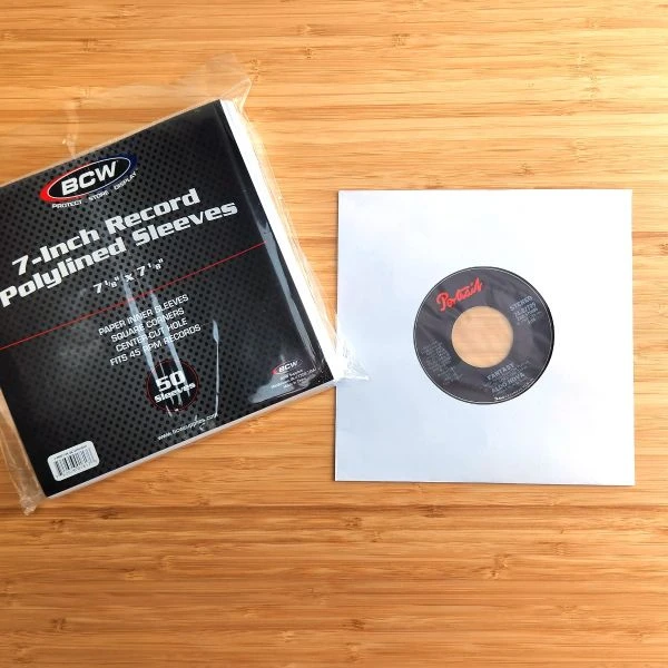7 Inch Record Paper Inner Sleeves - Polylined - With Hole - White 2 7 Inch Record Paper Inner Sleeves - Polylined - With Hole - White - Image 2